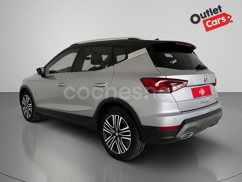 Usado Seat Arona FR 115 CV (84 kW) 2024 Gris / plata SUV