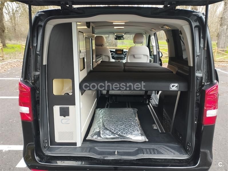 Usado Mercedes V220 Avantgarde 163 CV (119 kW) 2015 Negro Monovolumen