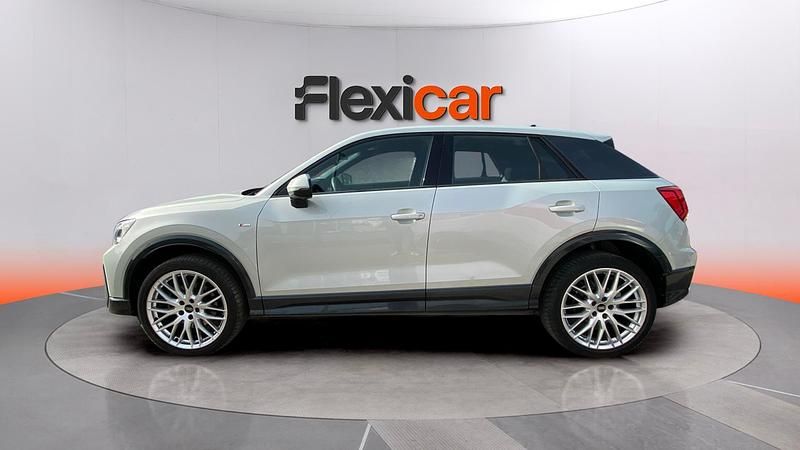Usado Audi Q2 S-Line 116 HP (85 kW) 2024 Cinzento SUV