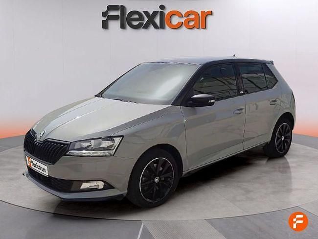 Usado Skoda Fabia Monte Carlo 110 CV (80 kW) 2019 Gris Utilitario
