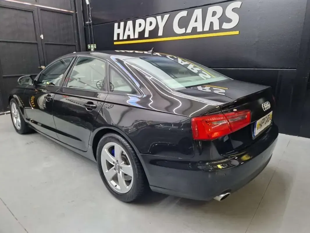 Usado Audi A6 245 CV (180 kW) 2013 Negro Berlina