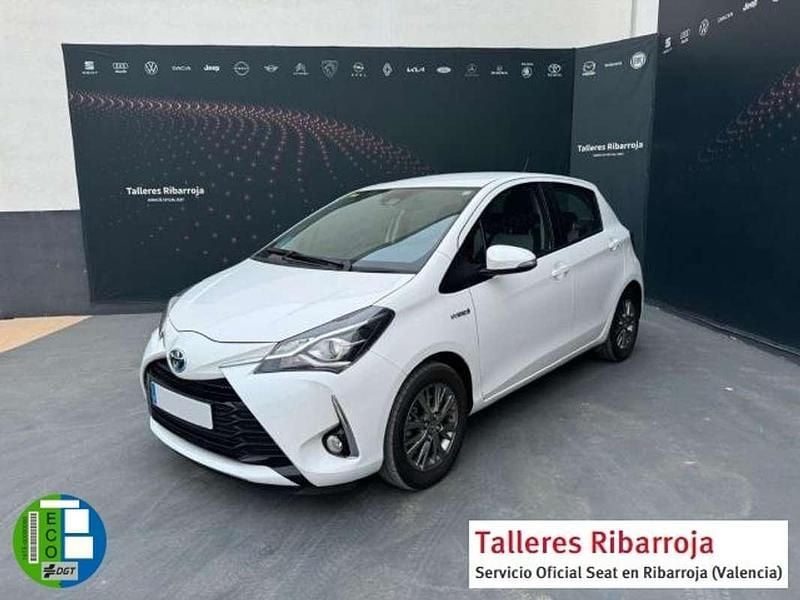 Blanco Usado 2020 Toyota Yaris Hybrid Active Utilitario | 14.490 € (Buen precio) - Imagen 1/4