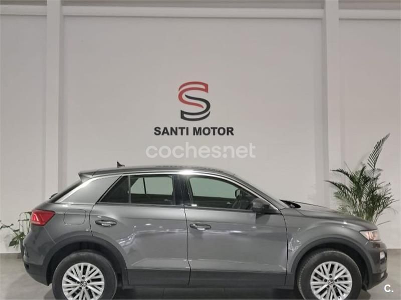 Usado VW T-Roc Edition 115 CV (84 kW) 2020 Gris / plata SUV