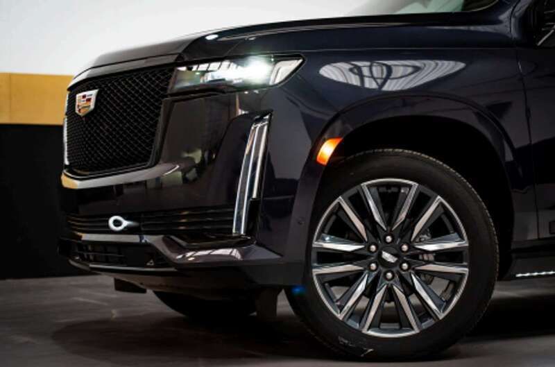 Usado Cadillac Escalade 426 CV (313 kW) 2023 Negro SUV