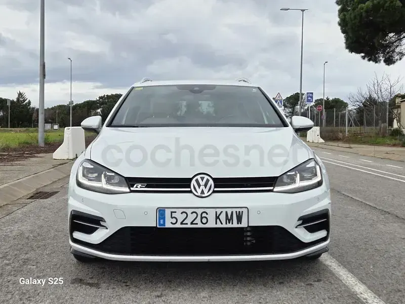 Usado VW Golf VII Sport 150 CV (110 kW) 2018 Blanco Familiar