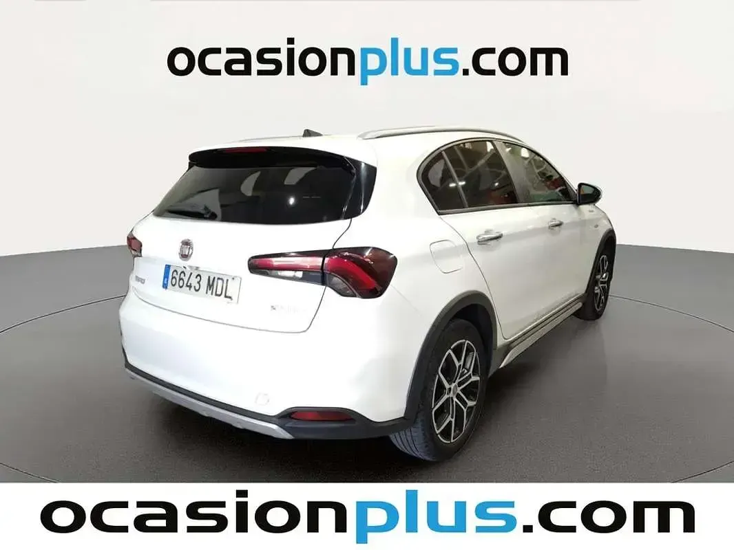 Usado Fiat Tipo Cross 131 CV (96 kW) 2023 Blanco Utilitario