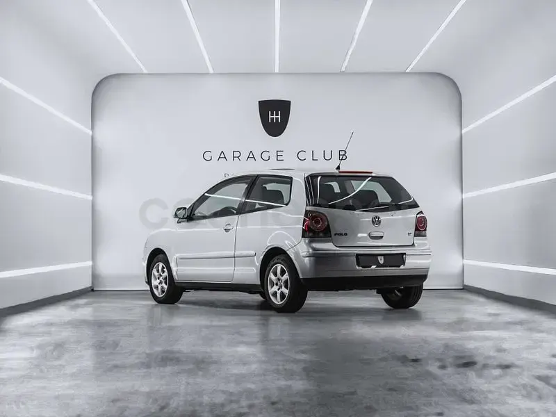 Usado VW Polo Edition 80 CV (58 kW) 2007 Gris / plata Utilitario