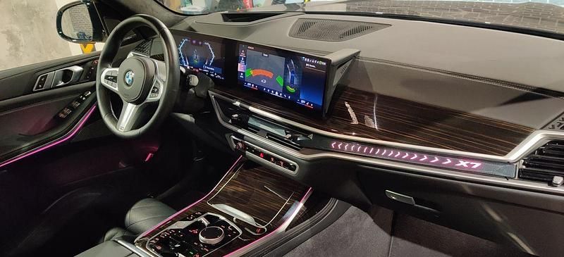 Usado BMW X7 M Sport 352 CV (258 kW) 2024 Azul SUV