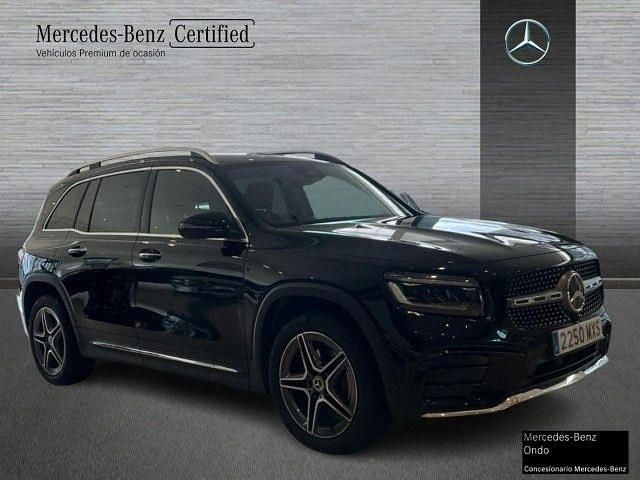 Usado Mercedes GLB200 AMG line 150 CV (110 kW) 2025 Negro SUV