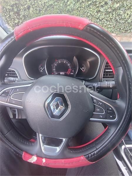 Usado Renault Mégane IV Zen 140 CV (102 kW) 2019 Blanco Berlina