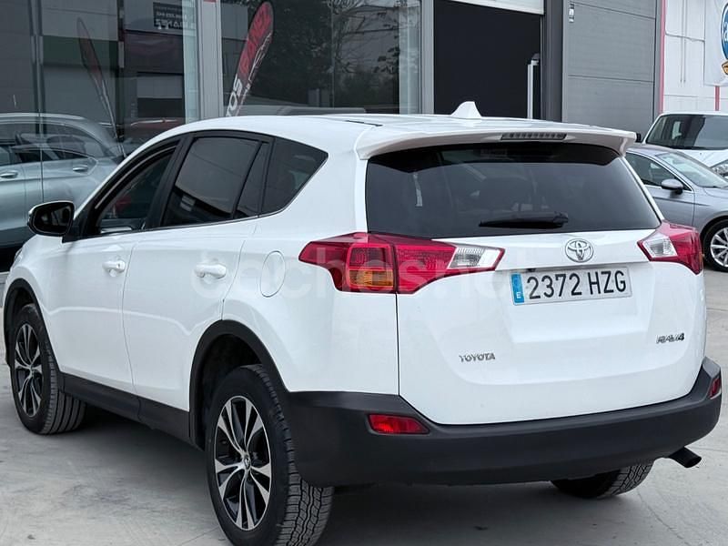 Usado Toyota RAV4 Advance 124 CV (91 kW) 2014 Blanco SUV