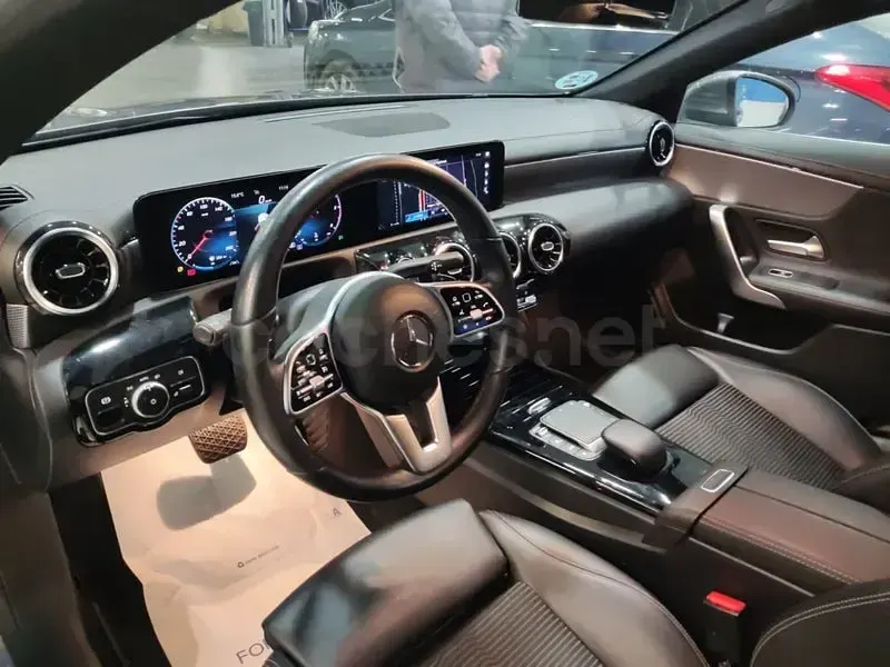 Käytetty Mercedes CLA220 Shooting Brake 190 HP (139 kW) 2021 Harmaa Farmari