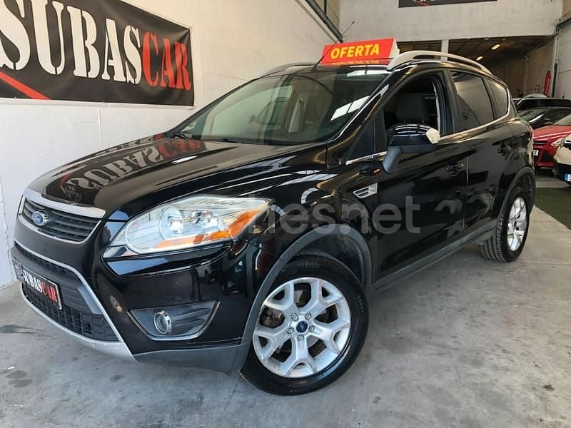 Usado Ford Kuga Trend 140 CV (102 kW) 2010 Negro SUV