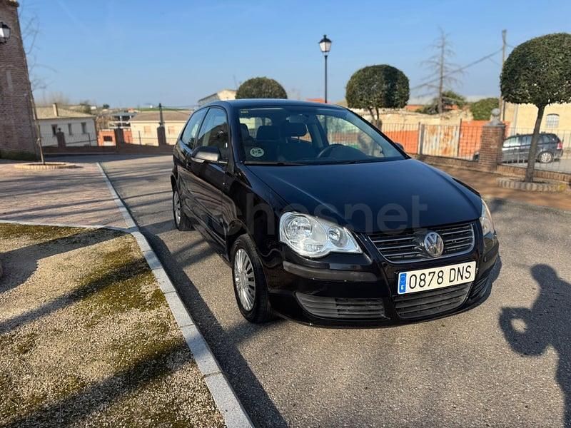 Usado VW Polo Match 70 CV (51 kW) 2006 Negro Utilitario