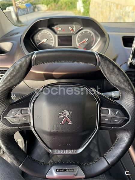 Usado Peugeot Rifter GT-line 110 CV (80 kW) 2018 Gris / plata Monovolumen