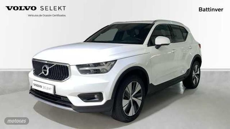 Usado Volvo XC40 Momentum 197 CV (144 kW) 2020 Blanco SUV