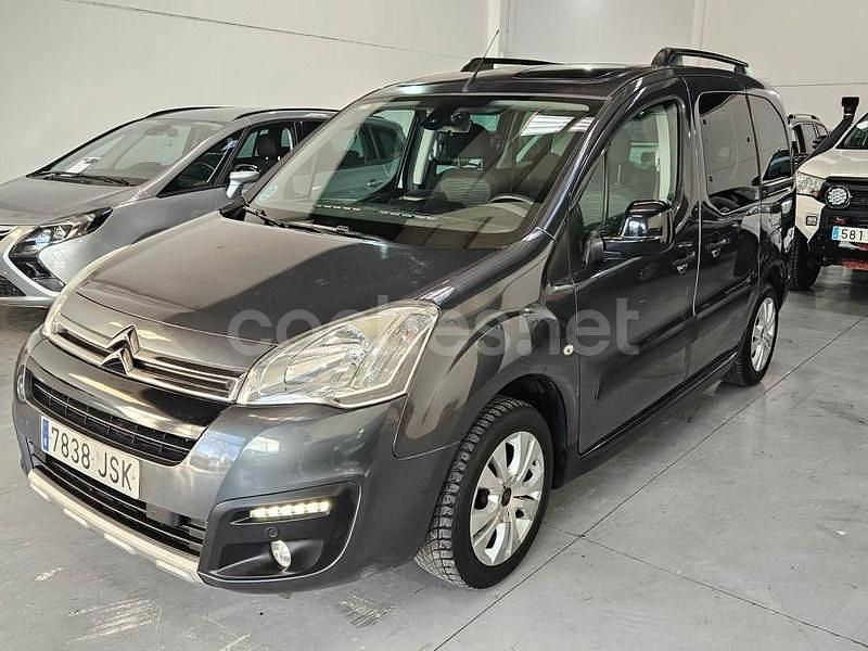 Gris / plata Usado 2016 Citroën Berlingo Feel Monovolumen | 9490 € (Precio justo) - Imagen 1/4