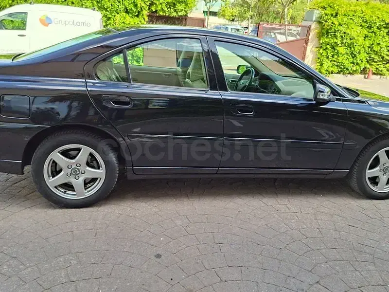 Usado Volvo S60 Momentum 185 CV (136 kW) 2007 Negro Berlina