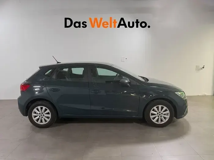 Usado Seat Ibiza Style 115 CV (84 kW) 2025 Azul Utilitario