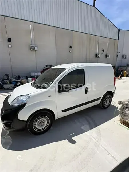 Usado Fiat Fiorino 70 CV (51 kW) 2016 Blanco Monovolumen