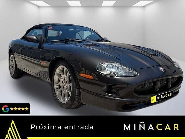 Usado Jaguar XKR 370 CV (272 kW) 2000 Negro Coupe