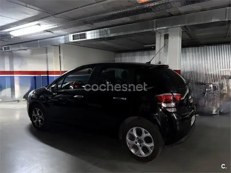 Usado Citroën C3 Feel 82 CV (60 kW) 2016 Negro Berlina