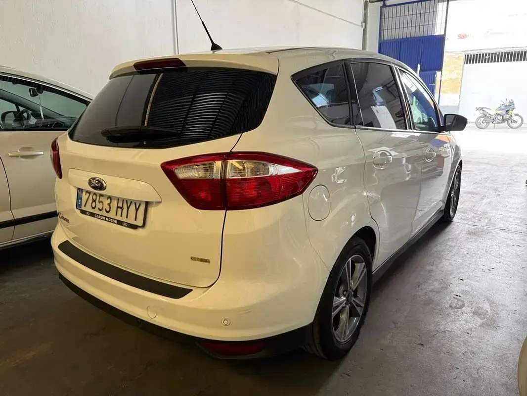 Usado Ford C-MAX Titanium 125 CV (91 kW) 2014 Blanco Monovolumen