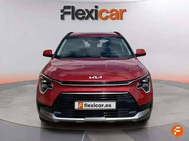 Usado Kia Niro 141 CV (103 kW) 2022 Rojo SUV