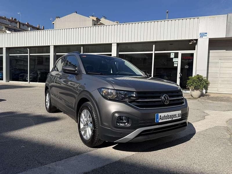 Usado VW T-Cross Advance 95 CV (69 kW) 2021 Gris SUV