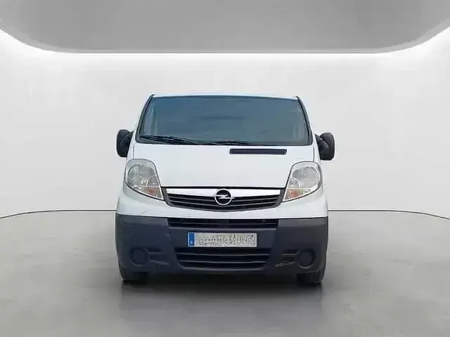 Usado Opel Vivaro 90 CV (66 kW) 2013 Blanco Monovolumen