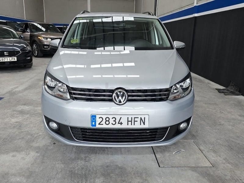 Usado VW Touran Advance 105 CV (77 kW) 2011 Gris / plata Monovolumen
