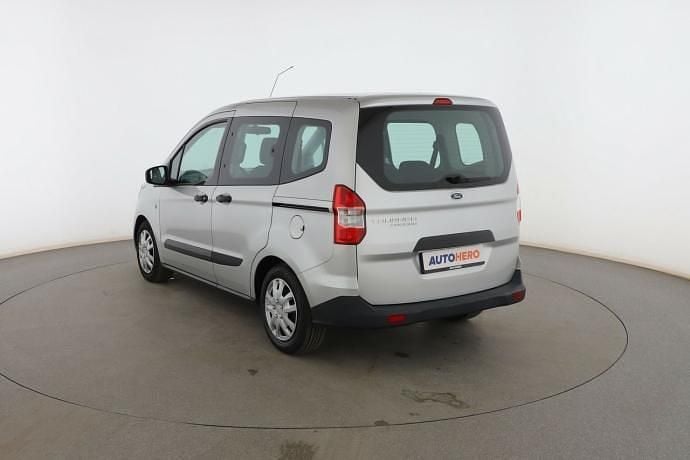 Usado Ford Tourneo Ambiente 100 CV (73 kW) 2018
