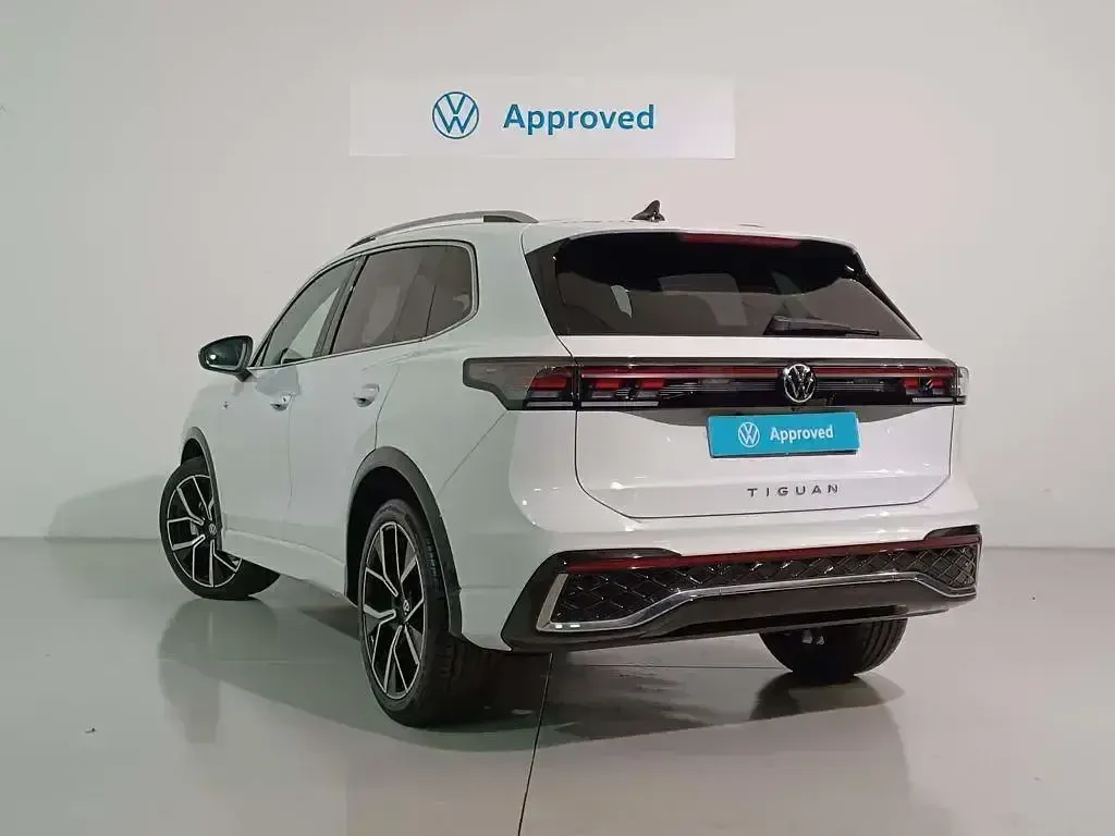 Usado VW Tiguan R-line 150 CV (110 kW) 2024 Blanco SUV