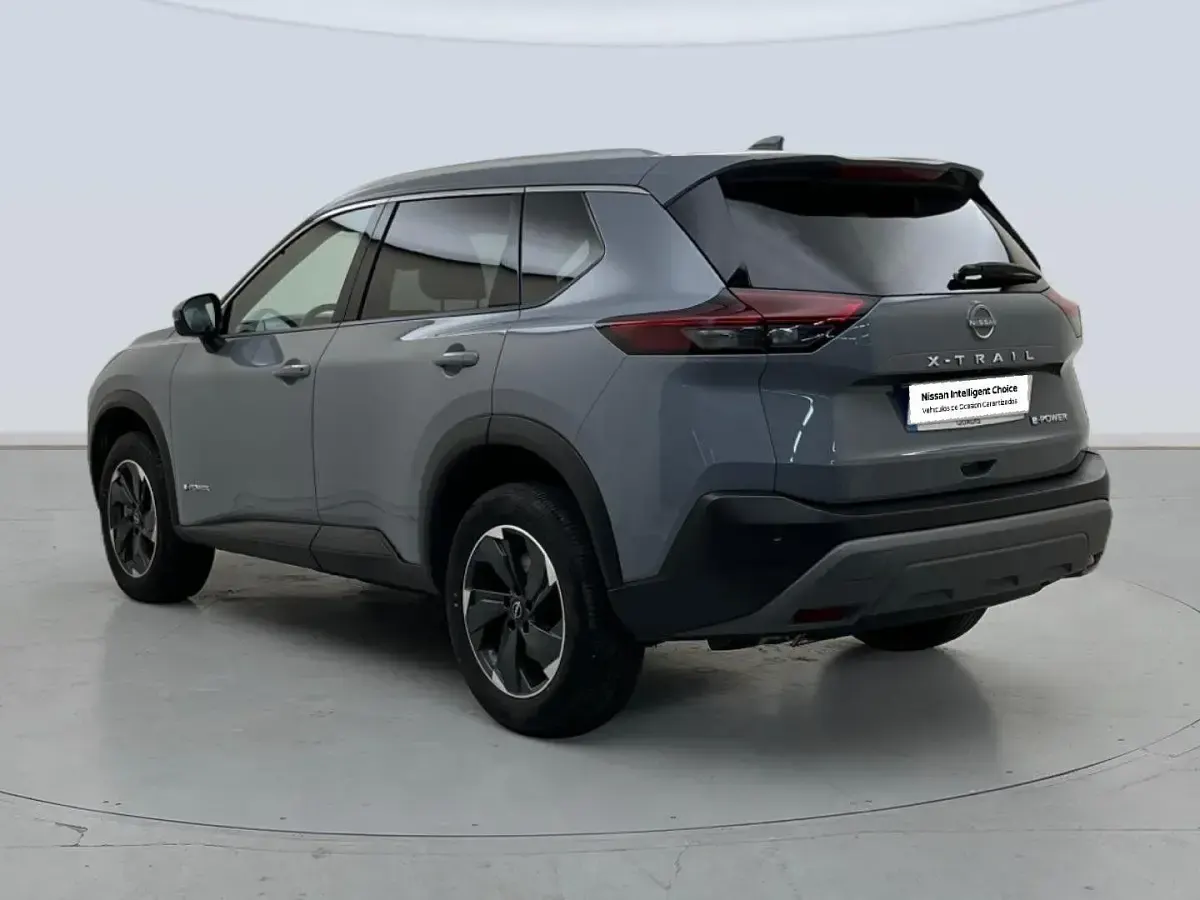 Usado Nissan X-Trail N-Connecta 204 CV (150 kW) 2025 Gris SUV