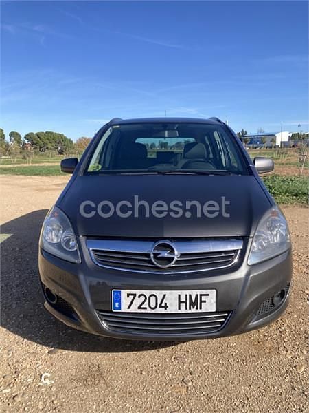 Gris / plata Usado 2012 Opel Zafira Enjoy Plus Monovolumen | 6800 € (Precio justo) - Imagen 1/4