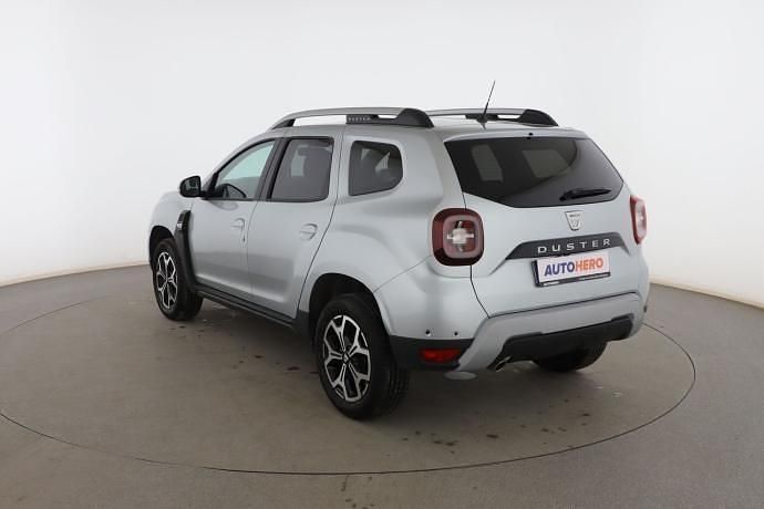 Usado Dacia Duster Prestige 131 CV (96 kW) 2021 Gris SUV