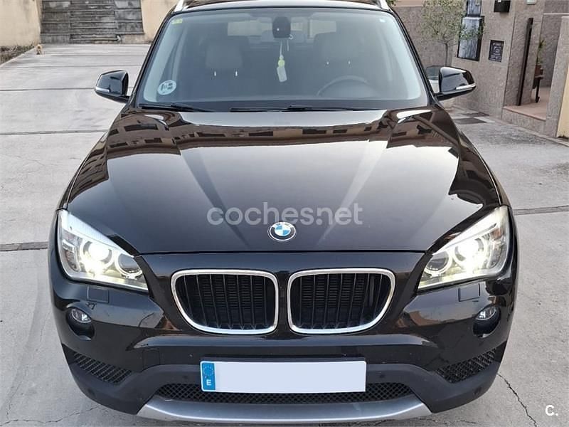 Negro Usado 2013 BMW X1 SUV | 14.200 € (Un poco caro) - Imagen 1/4