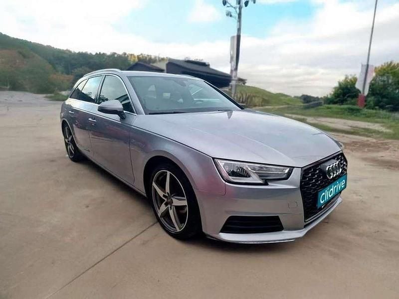 Usado Audi A4 Design 150 HP (110 kW) 2017 Cinzento Carrinha