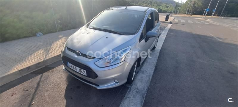 Gris / plata Usado 2014 Ford B-MAX Trend Monovolumen | 6900 € (Buen precio) - Imagen 1/4