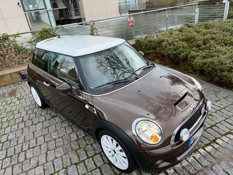 Usado Mini Cooper S 175 CV (128 kW) 2010 Marrón Utilitario