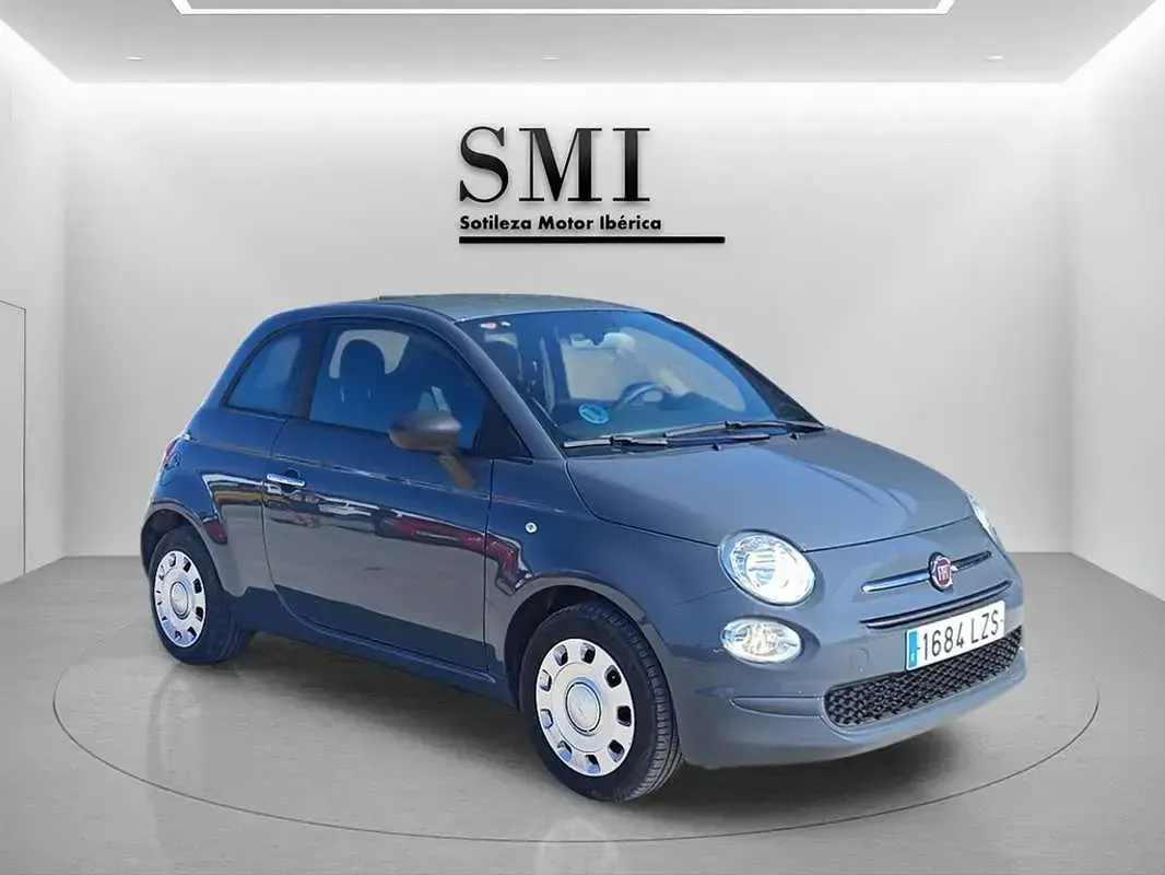 Usado Fiat 500 71 CV (52 kW) 2021 Gris Utilitario