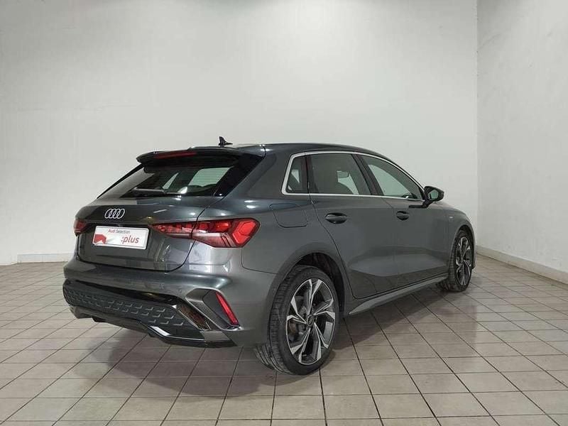 Usado Audi A3 Sportback e-tron S-Line 204 CV (150 kW) 2025 Gris Utilitario