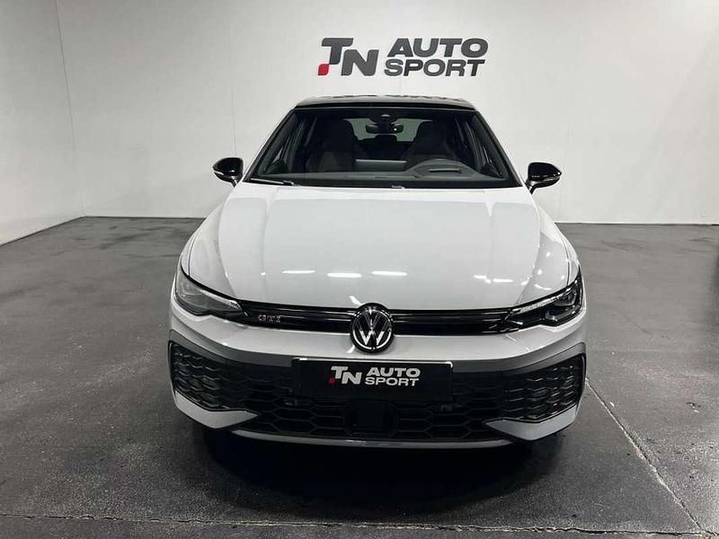 Usado VW Golf VIII GTI 265 CV (194 kW) 2025 Gris Utilitario