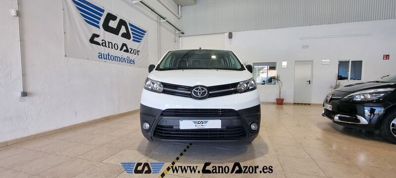 Usado Toyota Proace 120 CV (88 kW) 2021 Blanco Monovolumen