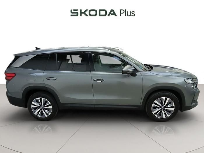 Usado Skoda Kodiaq Selection 150 CV (110 kW) 2025 Gris SUV