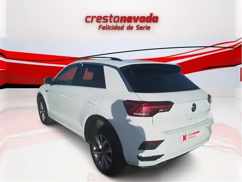 Usado VW T-Roc Life 110 CV (80 kW) 2022 Blanco SUV