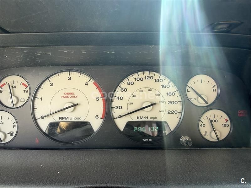 Usado Jeep Grand Cherokee Laredo 163 CV (119 kW) 2002 Verde SUV