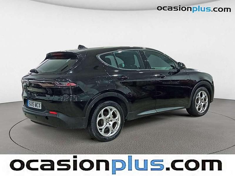 Usado Alfa Romeo Tonale Sprint 131 CV (96 kW) 2022 Negro SUV