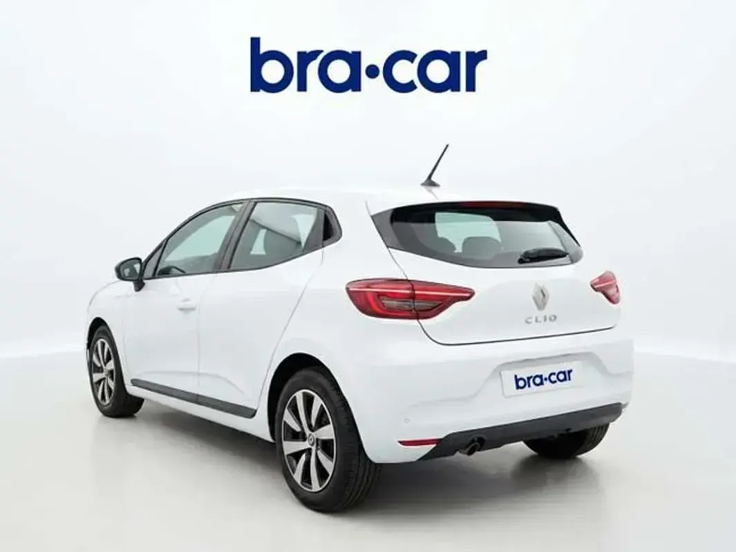 Usado Renault Clio Equilibre 91 CV (66 kW) 2023 Blanco Utilitario