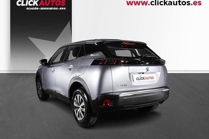 Usado Peugeot 2008 Active 100 CV (73 kW) 2023 SUV